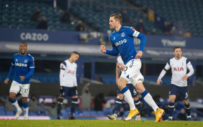 对于巴黎圣 对于巴黎圣