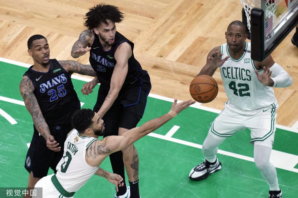 他用整季的 他用整季的