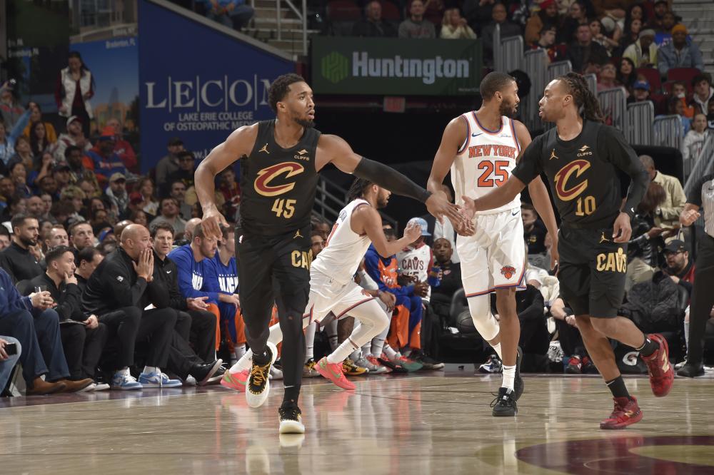 现在只是他 现在只是他